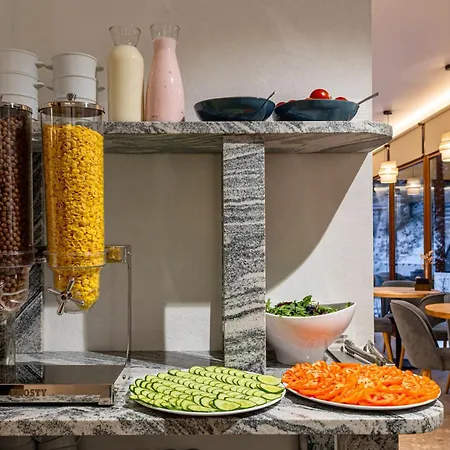 Отель Milli&jon